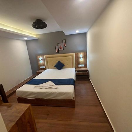 Hotel Z-A-R-A Park Goregaon West Bombaj Zewnętrze zdjęcie