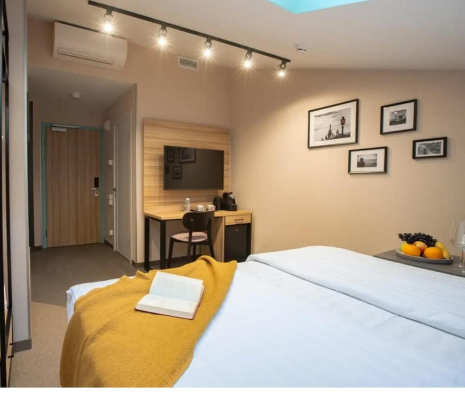 Hotel Z-A-R-A Park Goregaon West Bombaj Zewnętrze zdjęcie