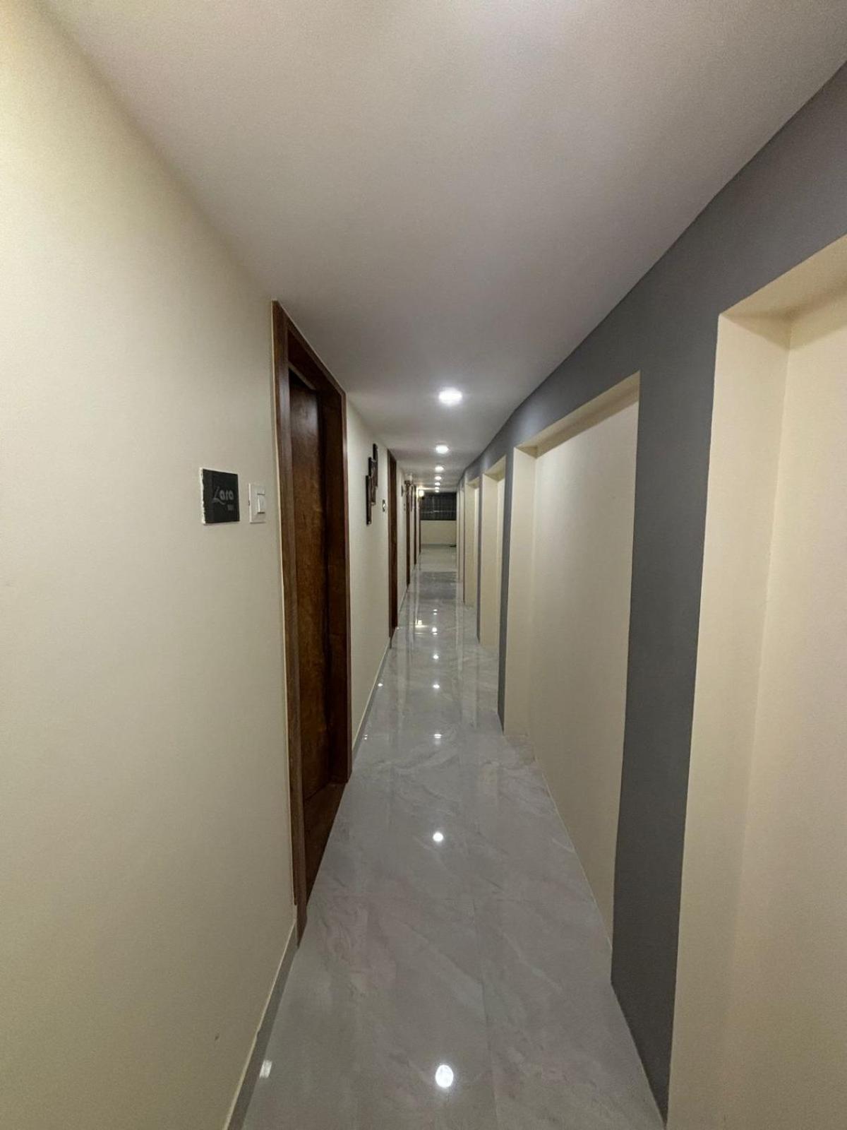 Hotel Z-A-R-A Park Goregaon West Bombaj Zewnętrze zdjęcie
